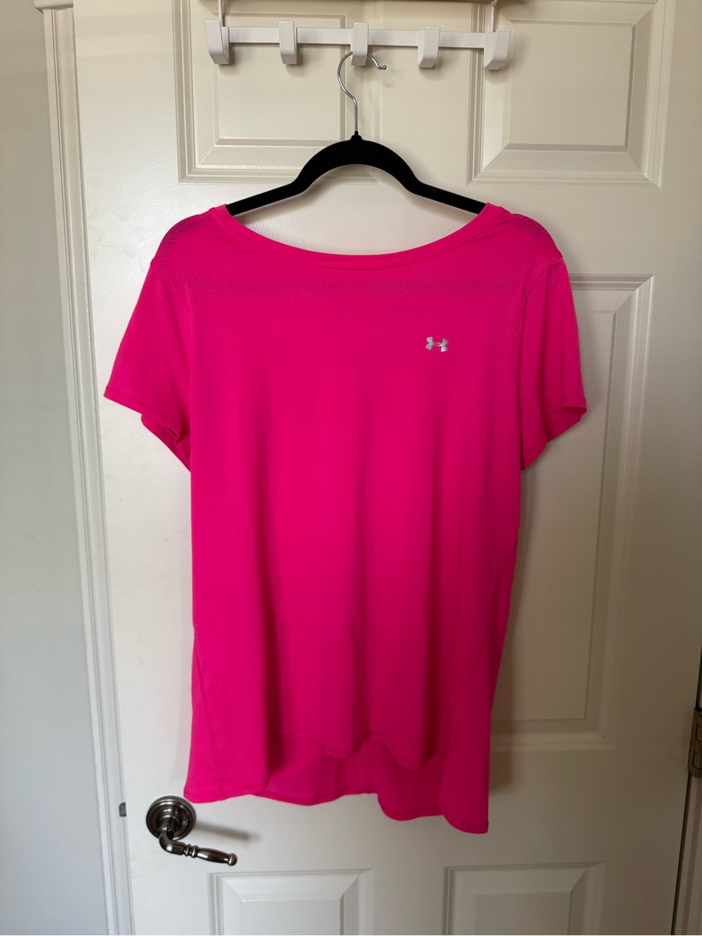Under Armour Hot Pink Crew Neck Short Sleeve Tee